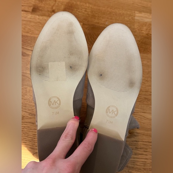 MK by Michael Kors Salem Tan Suede and Leather Ankle Booties Size 7.5. - Picture 13 of 14